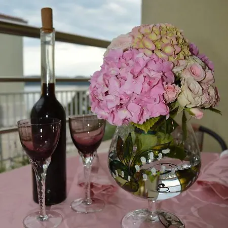 Lavanda טרוגיר