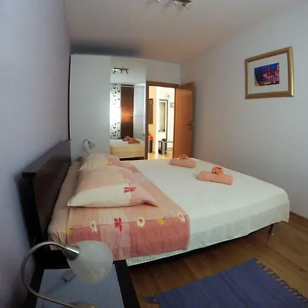 Lavanda Τρογκίρ